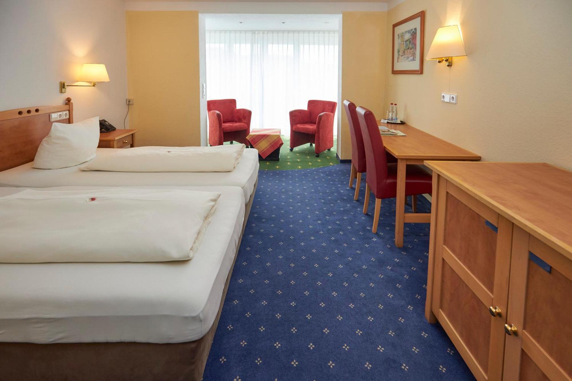 Flair Hotel Landgasthof Roger Löwenstein Eksteriør billede