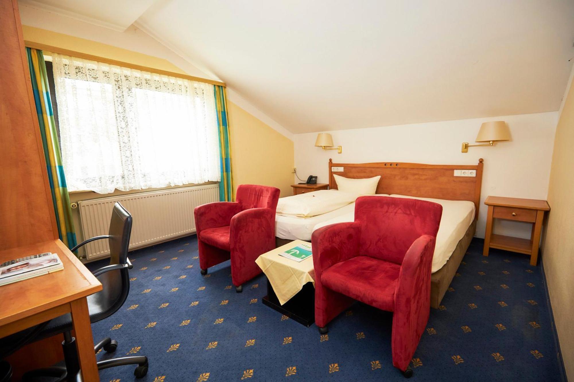 Flair Hotel Landgasthof Roger Löwenstein Eksteriør billede